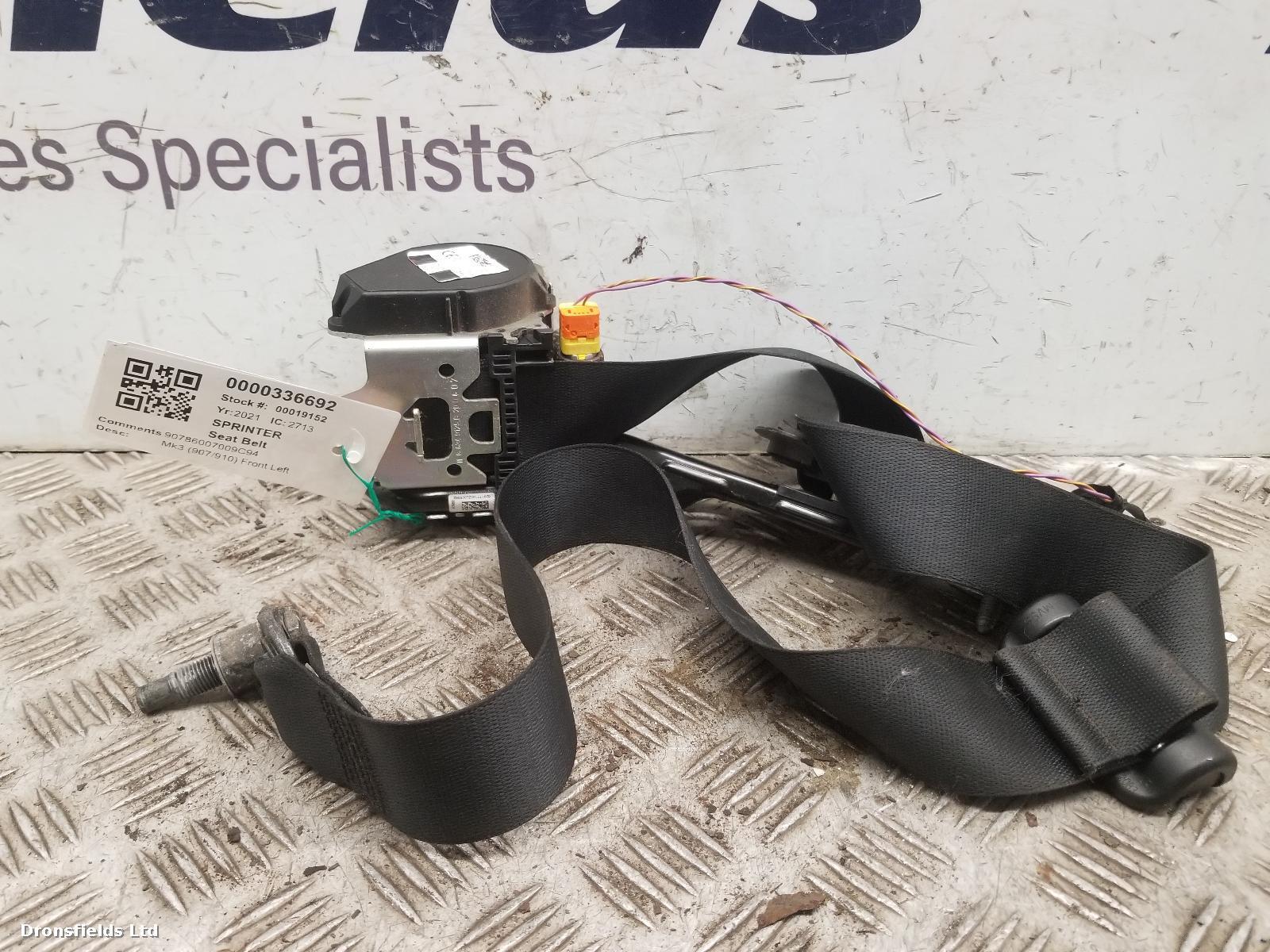 View Auto part Seat Belt Mercedes Sprinter 2021