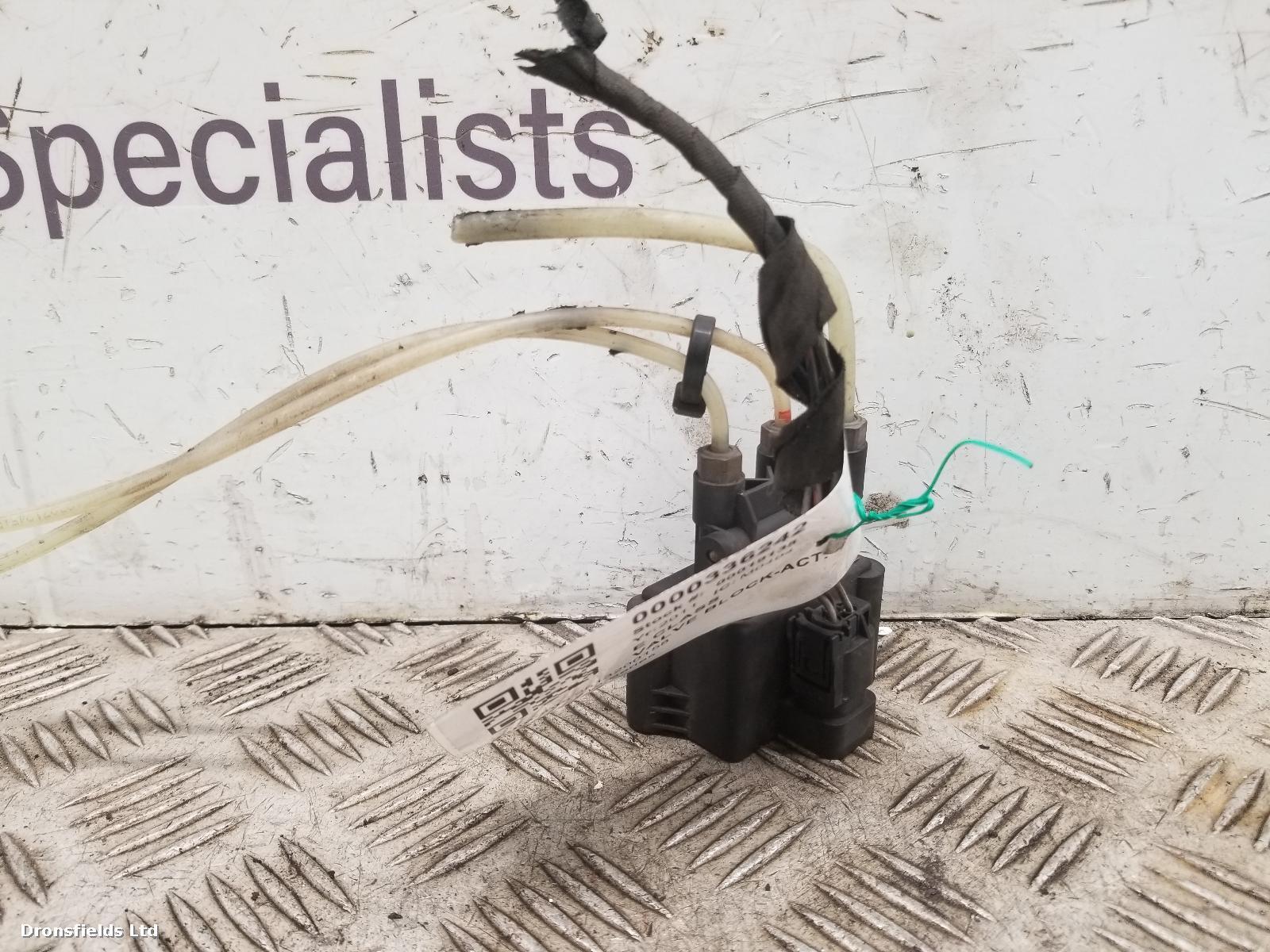 View Auto part VALVE BLOCK-ACT.SUSP Mercedes E Class 2011