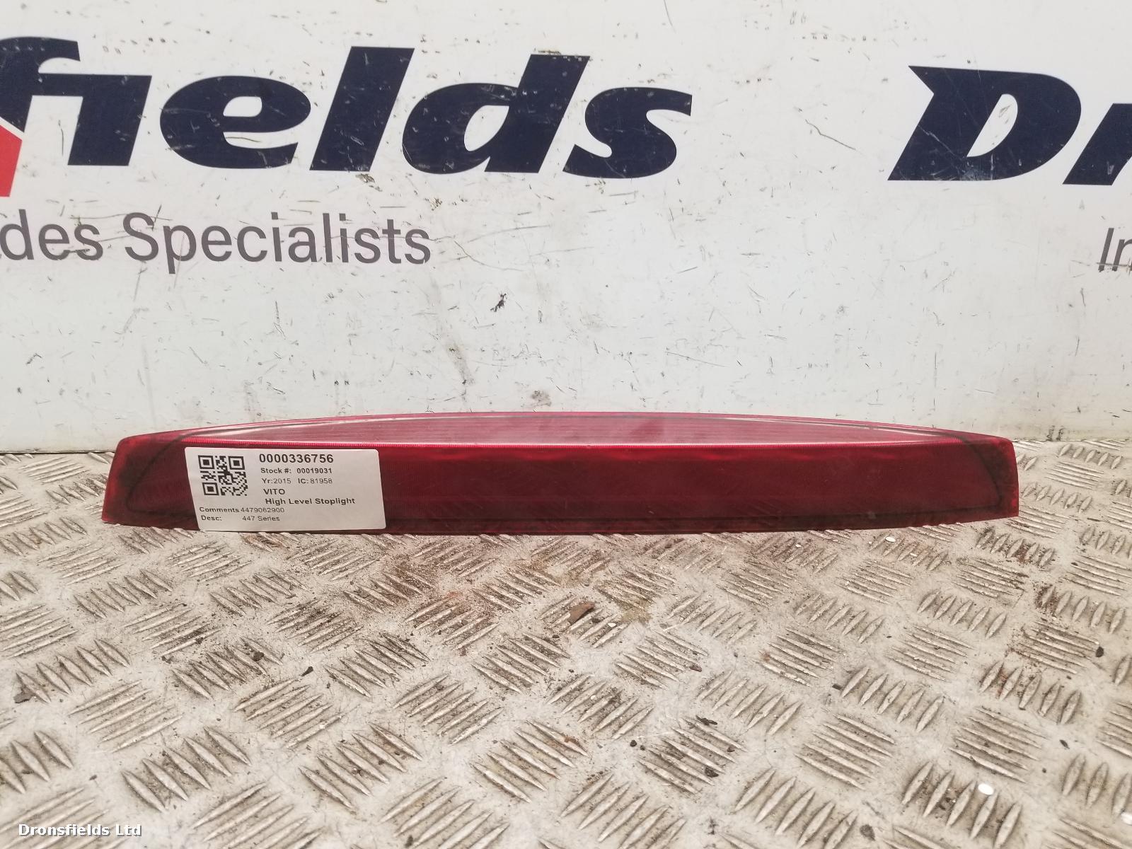 View Auto part High Level Stop Light Mercedes Vito 2015