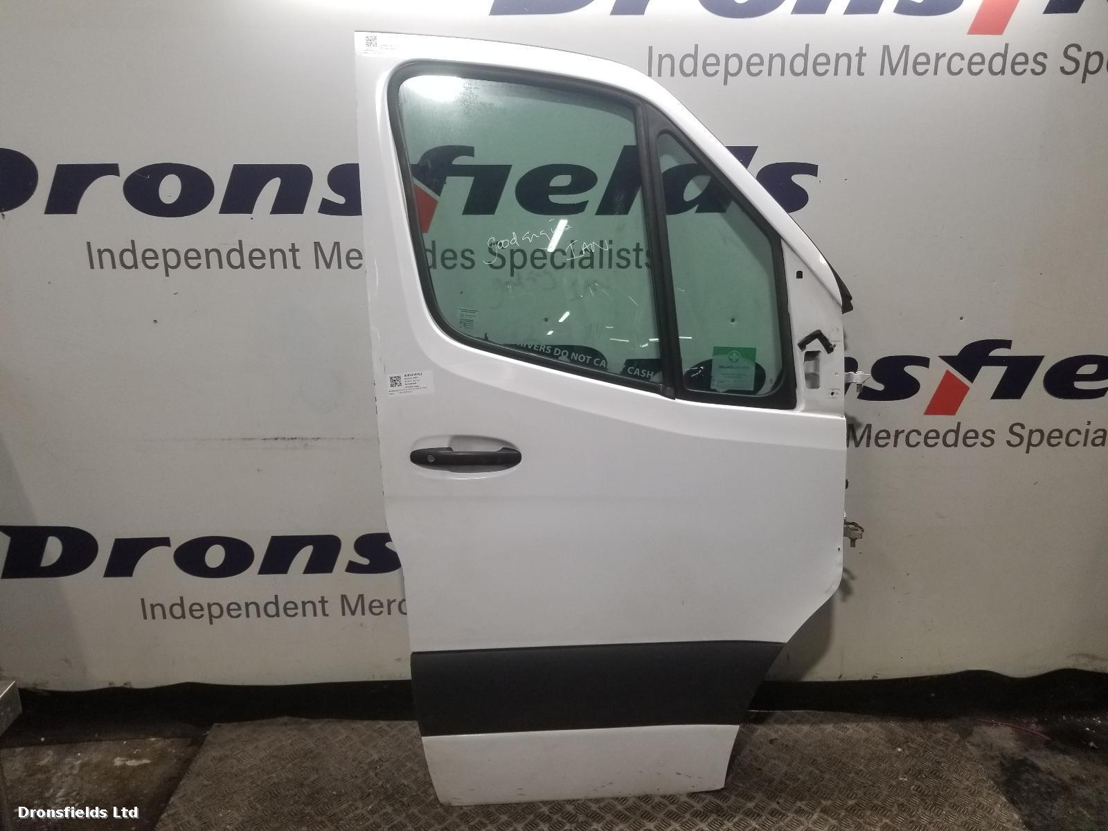 View Auto part R Front Door Mercedes Sprinter 2020