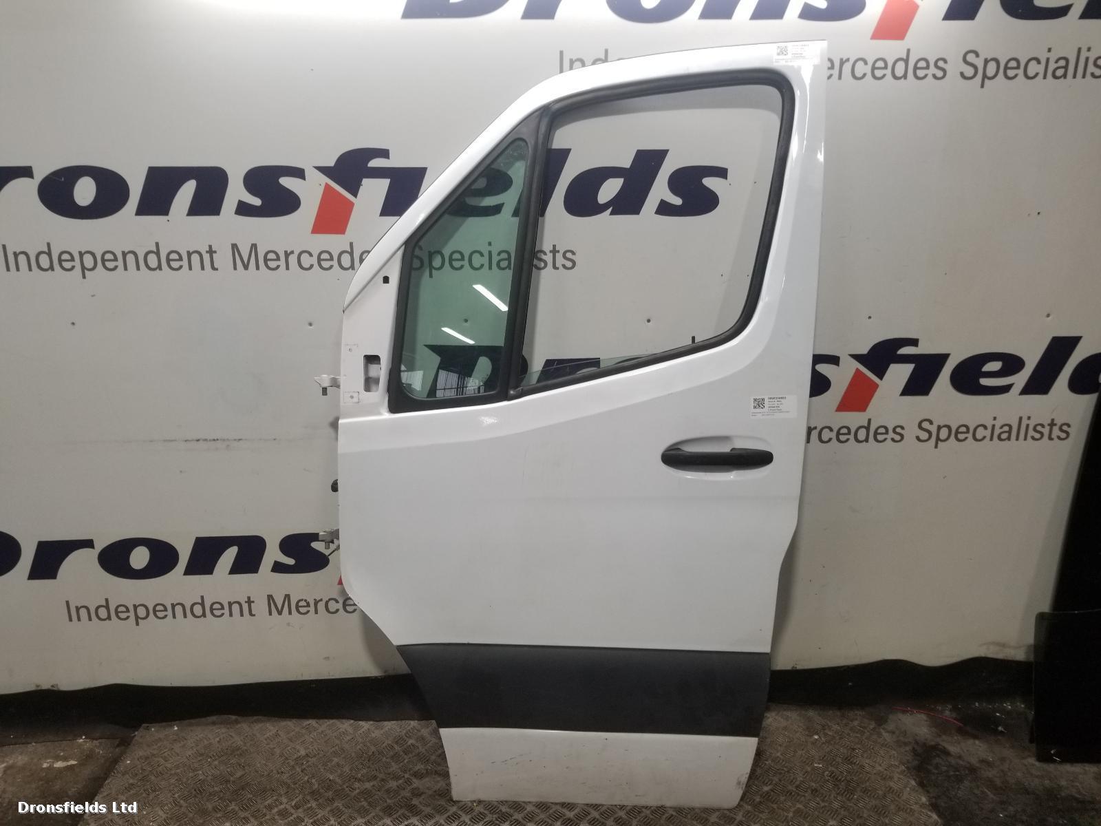 View Auto part L Front Door Mercedes Sprinter 2020