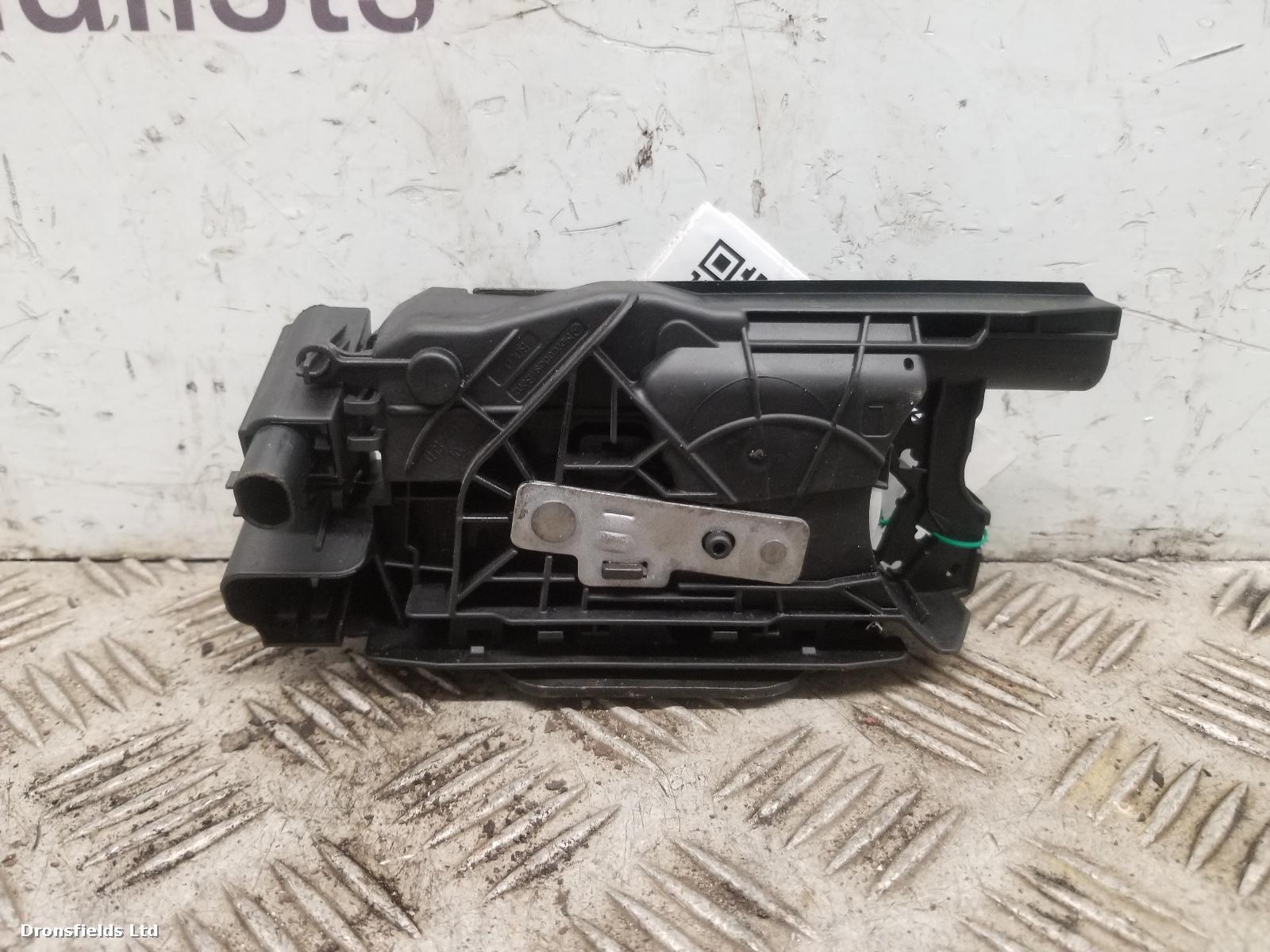View Auto part Door Lock Assembly Mercedes Vito 2015
