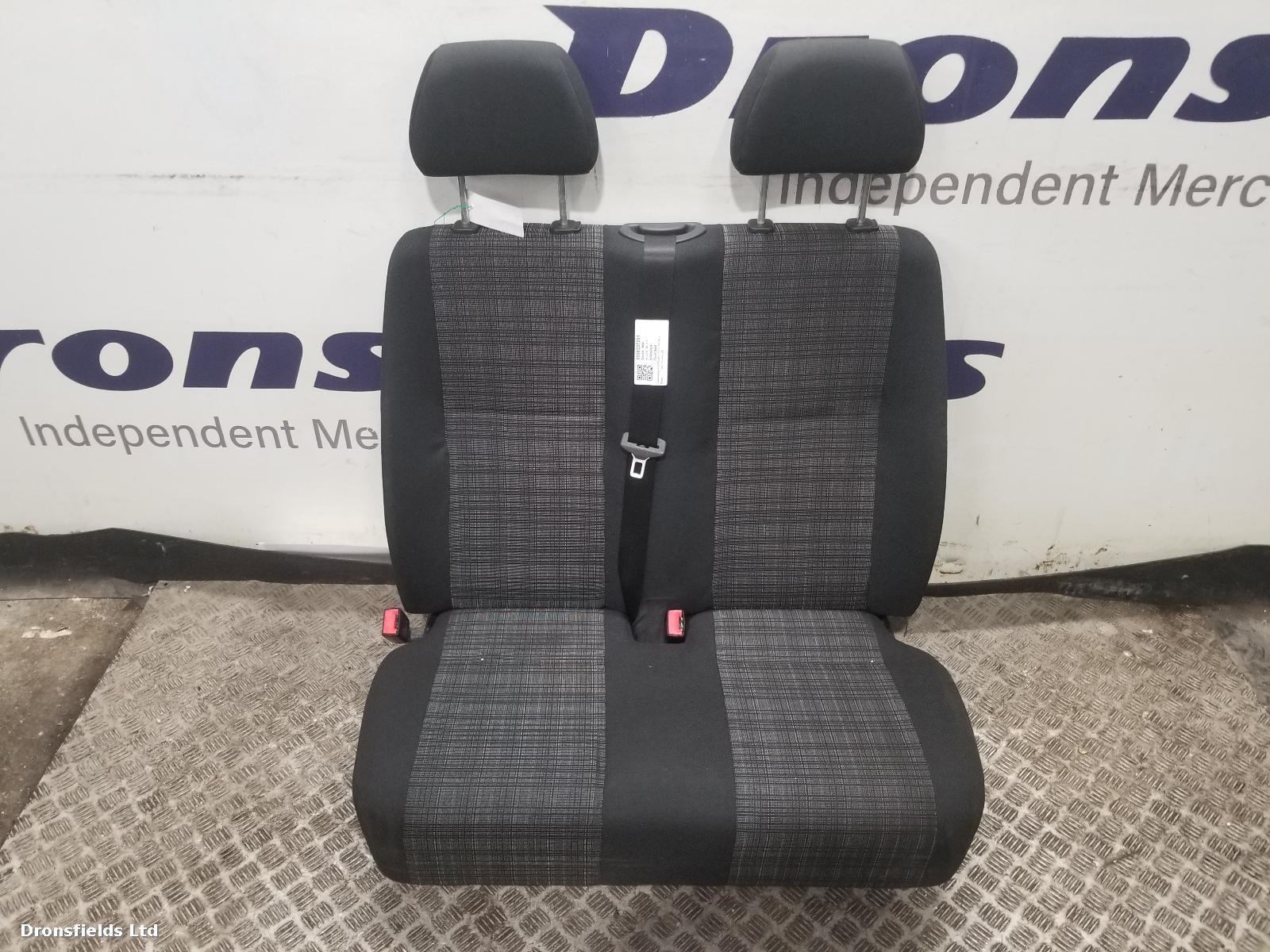 View Auto part Front Seat Mercedes Sprinter 2018