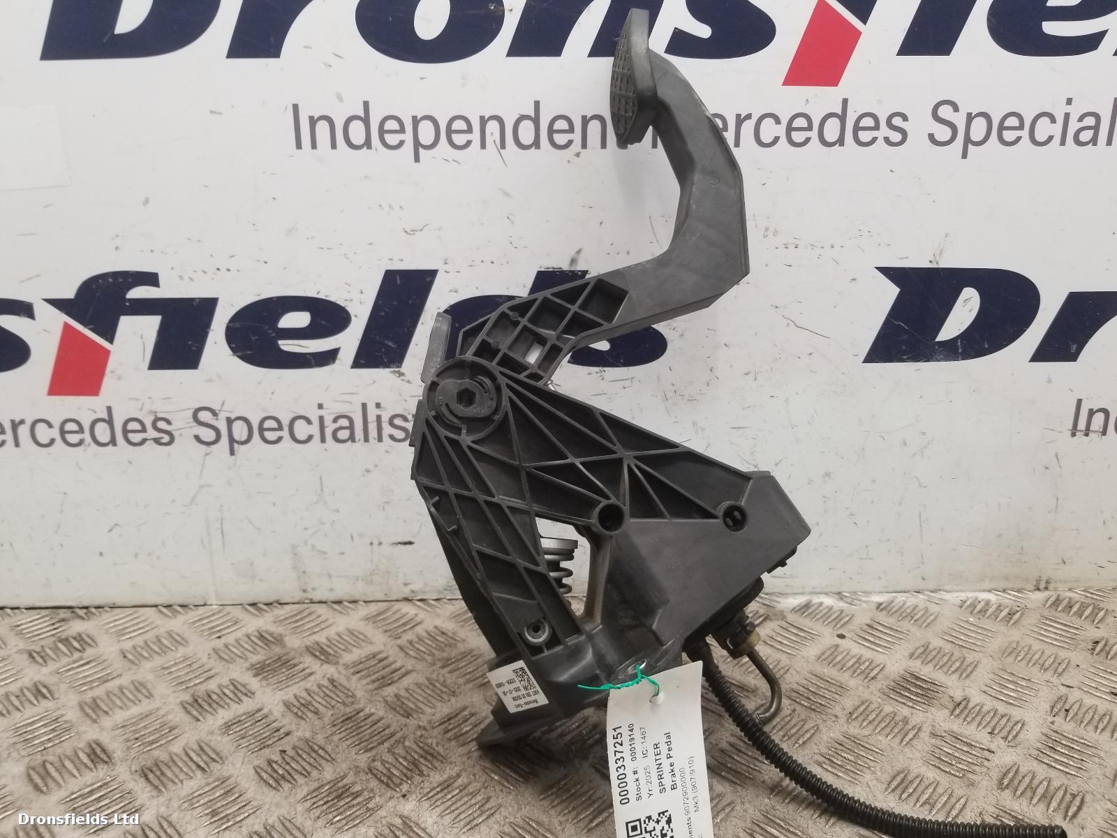 View Auto part Brake Pedal Mercedes Sprinter 2025