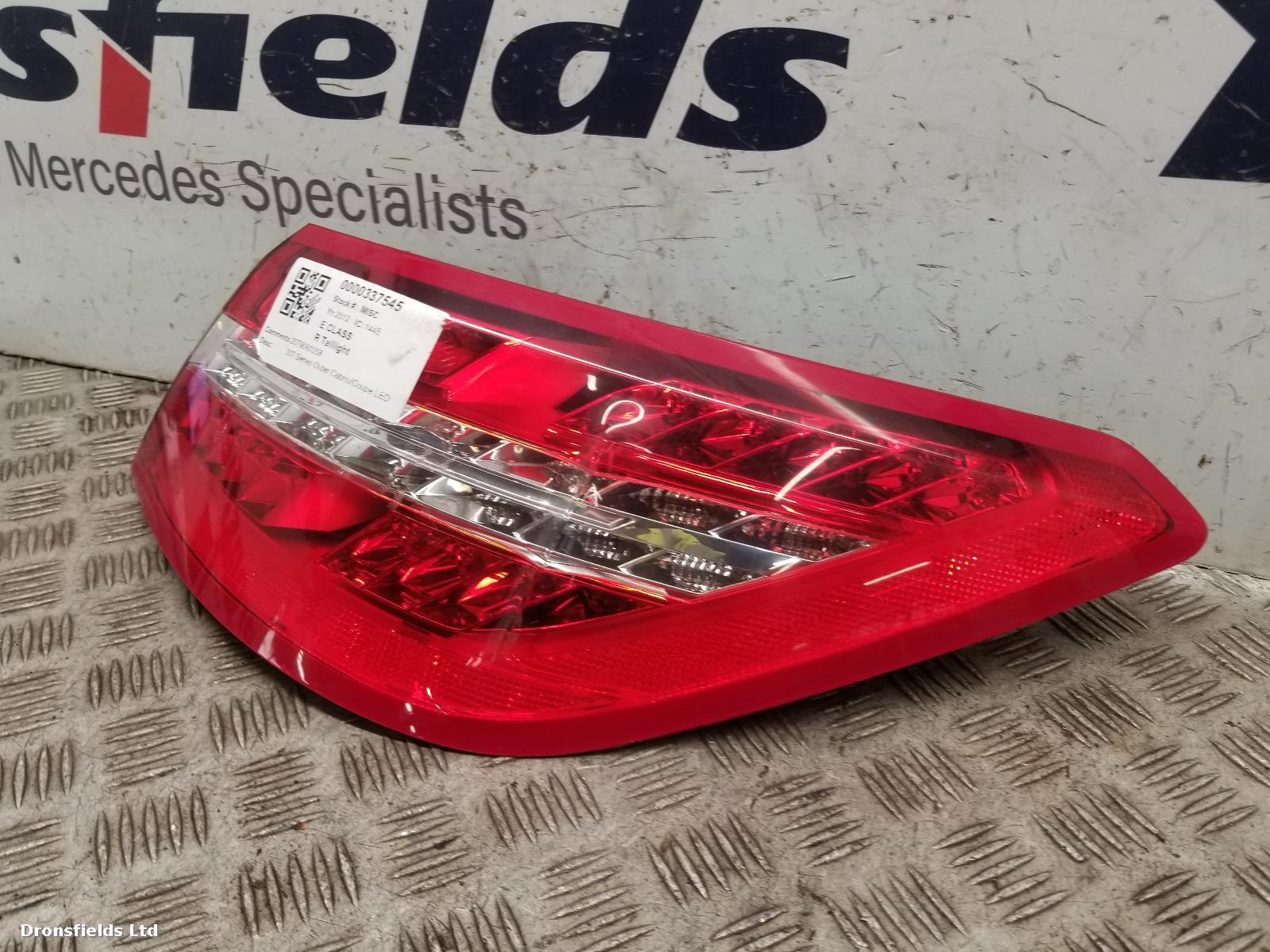View Auto part R Taillight Mercedes E Class 2012