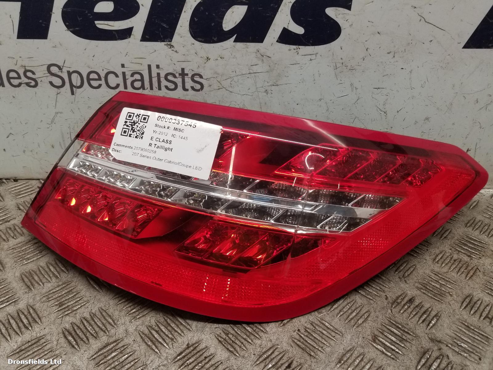 View Auto part R Taillight Mercedes E Class 2012