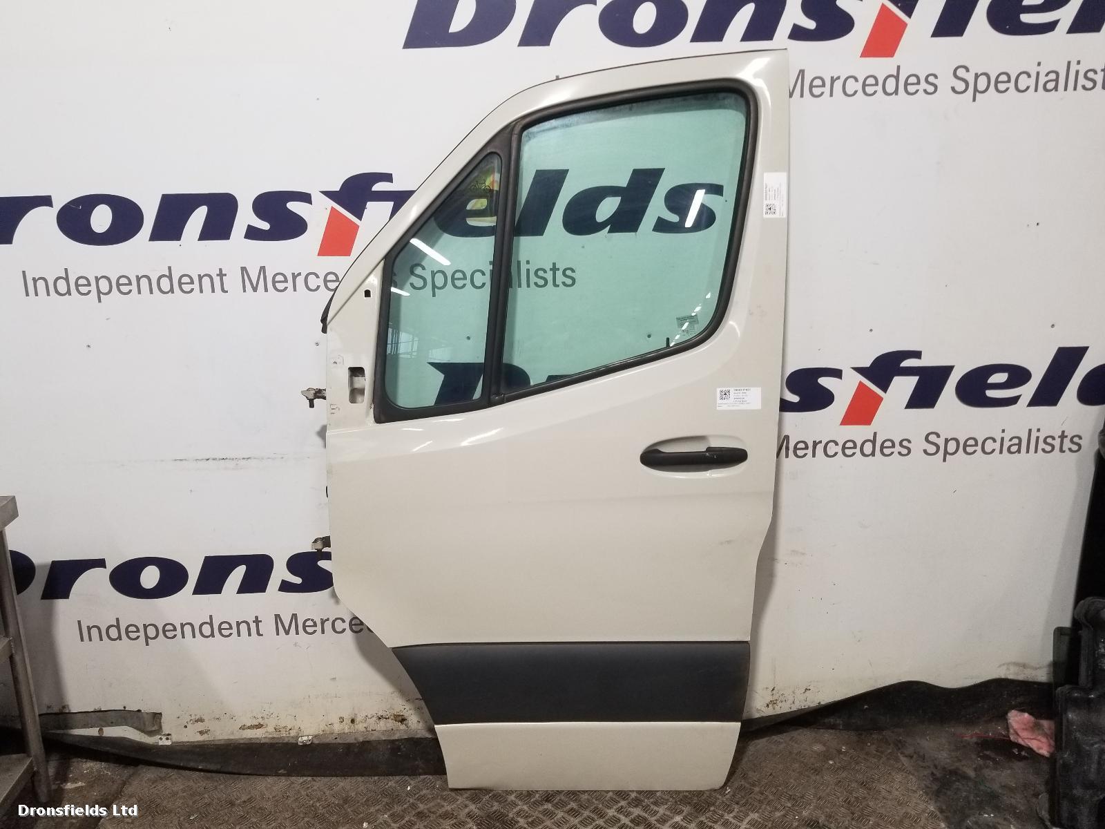 View Auto part L Front Door Mercedes Sprinter 2021