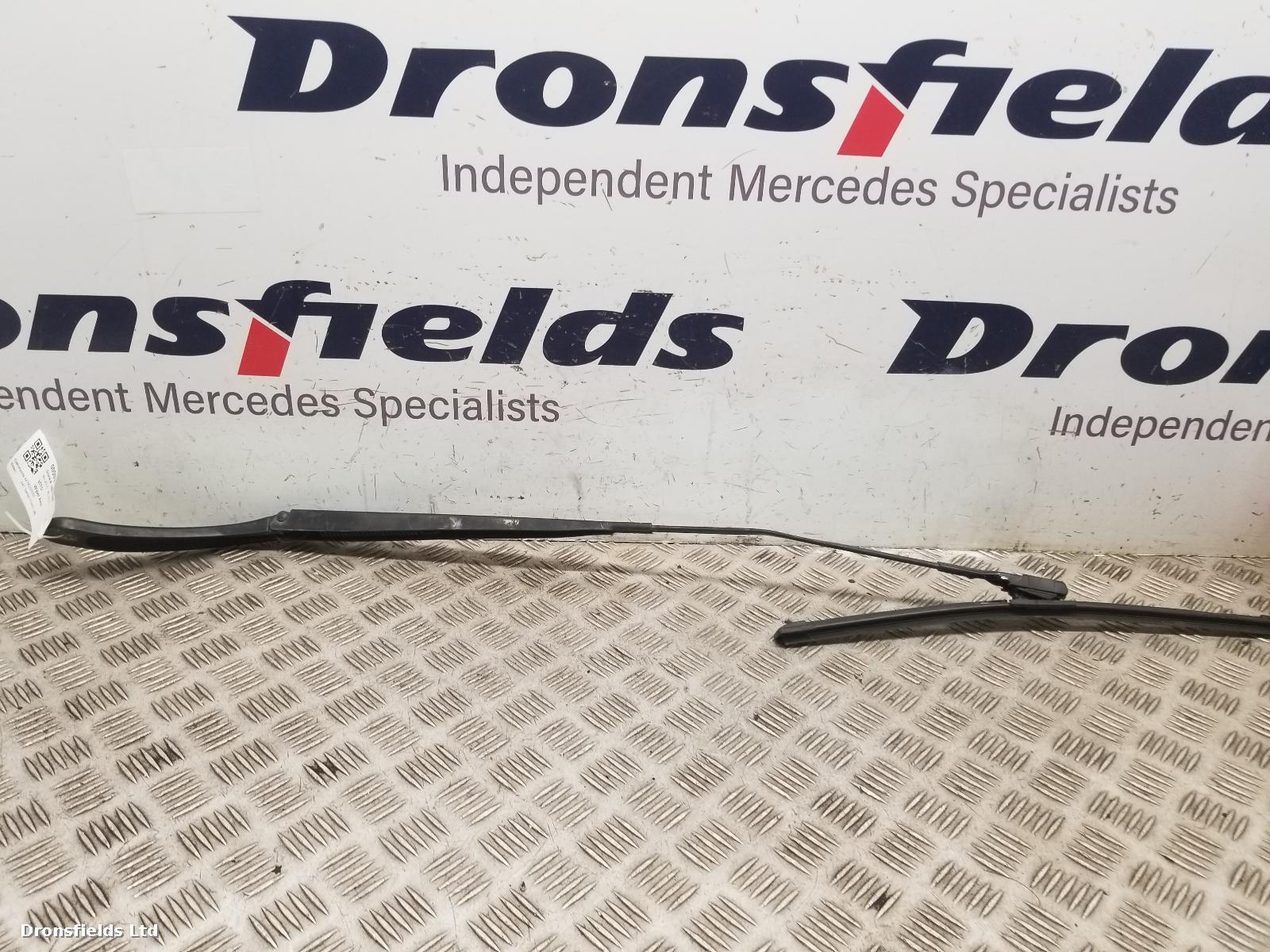 View Auto part Wiper Arm Mercedes Vito 2015