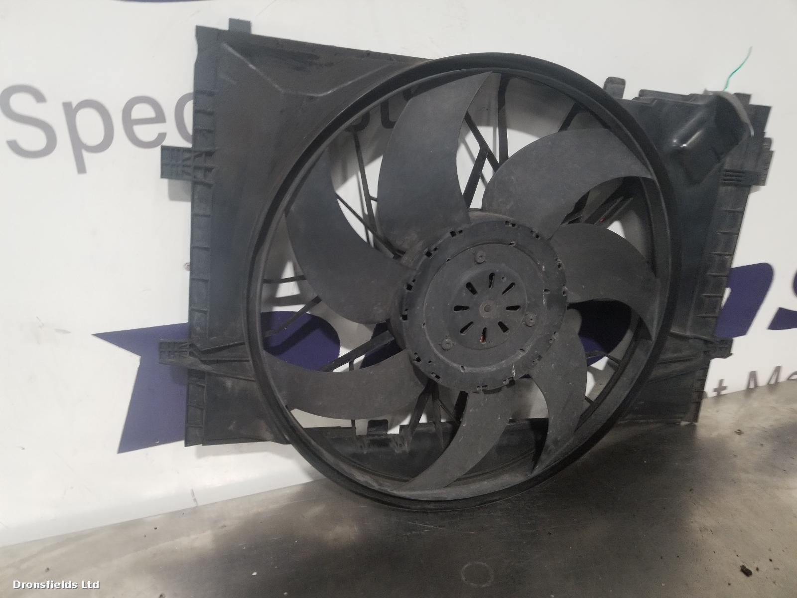 View Auto part Engine Cooling Motor Mercedes C Class 2005