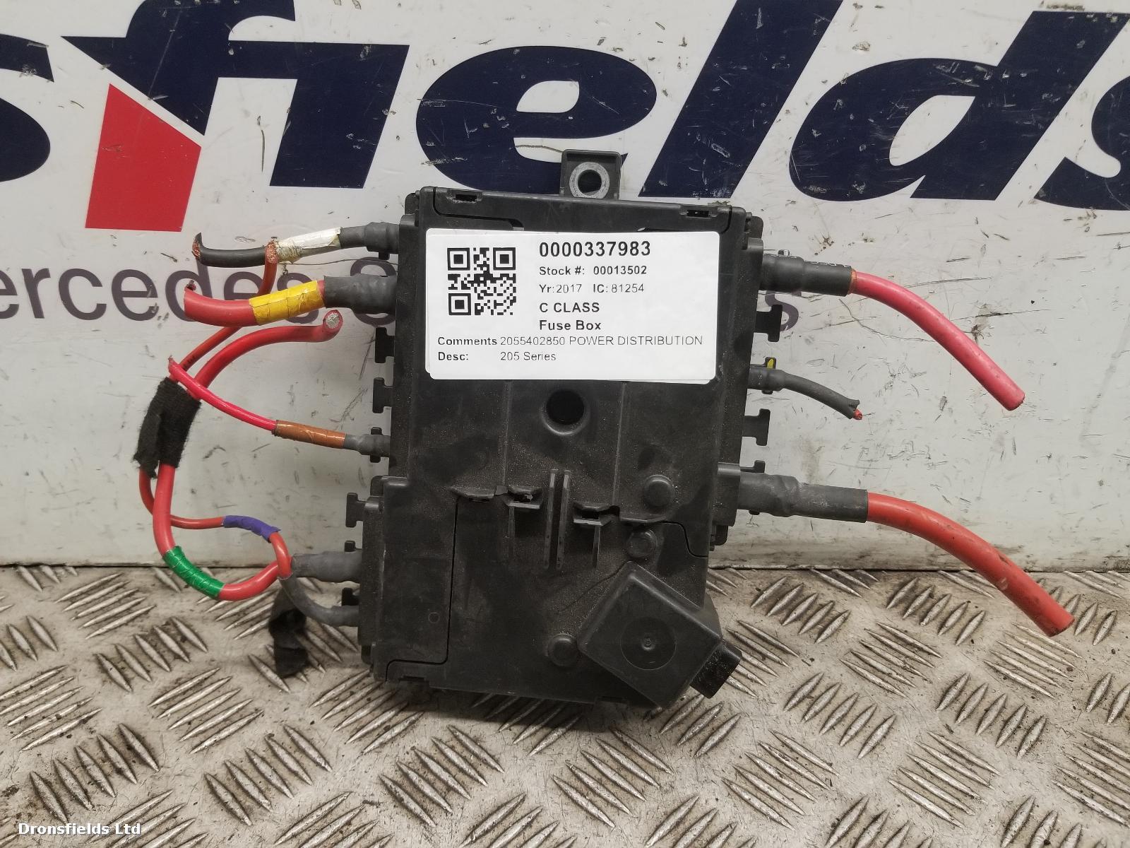 View Auto part Fuse Box Mercedes C Class 2017