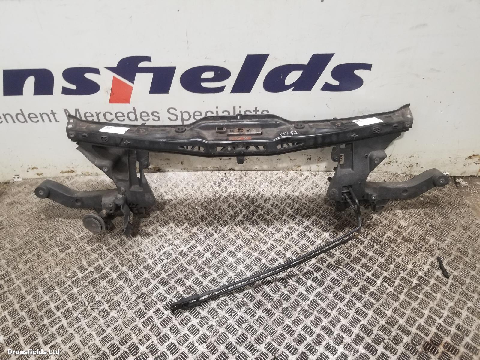 View Auto part Front Panel Mercedes Vito 2010