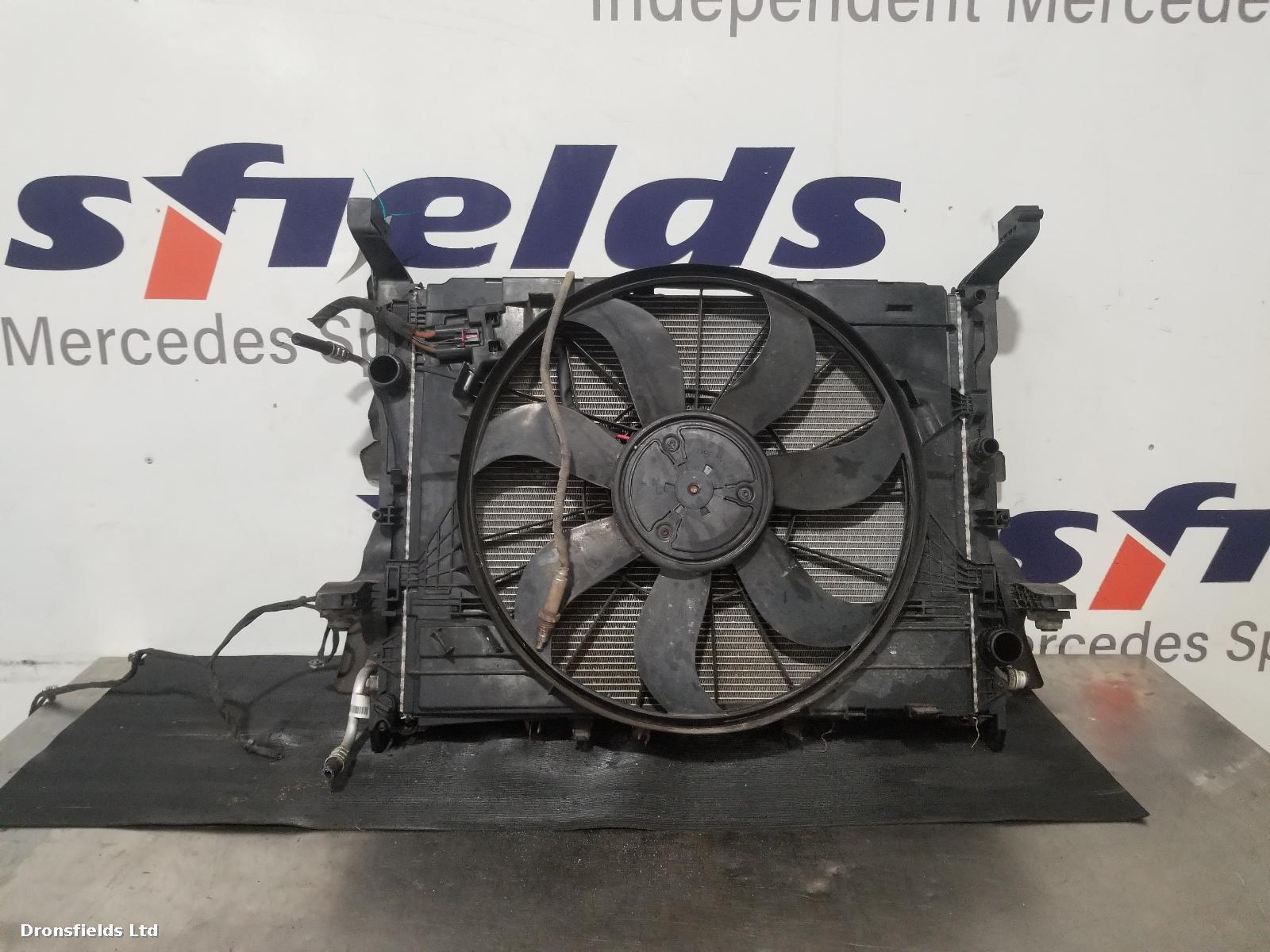 View Auto part Engine Cooling Motor Mercedes Vito 2022