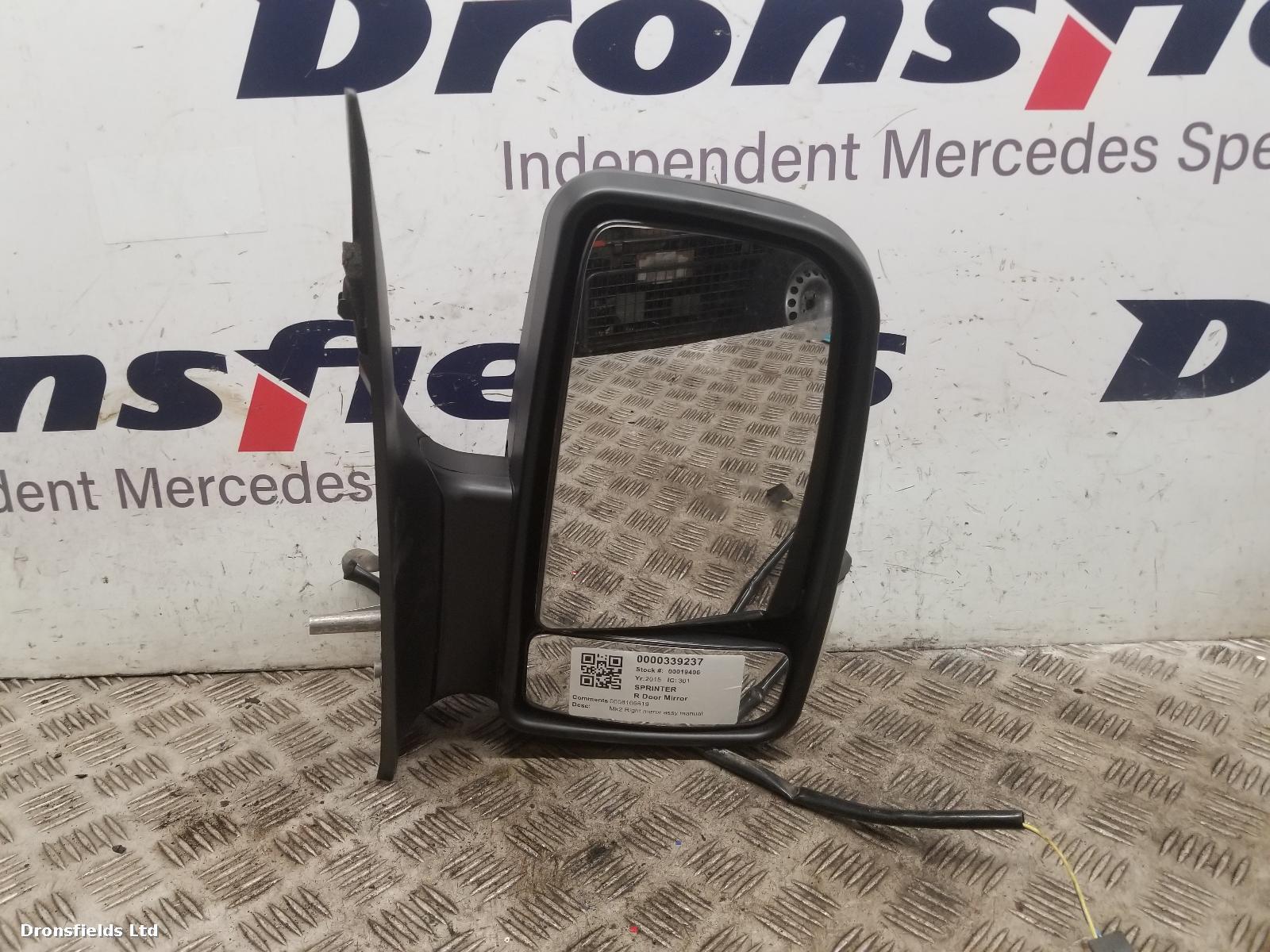 View Auto part R Door Mirror Mercedes Sprinter 2015