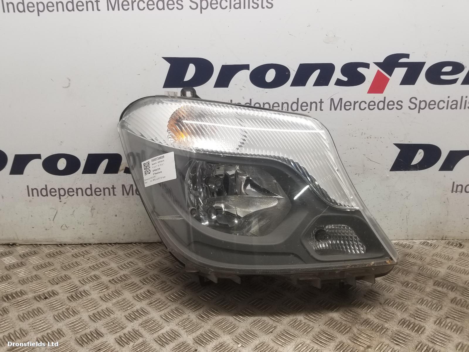 View Auto part R Headlamp Mercedes Sprinter 2017
