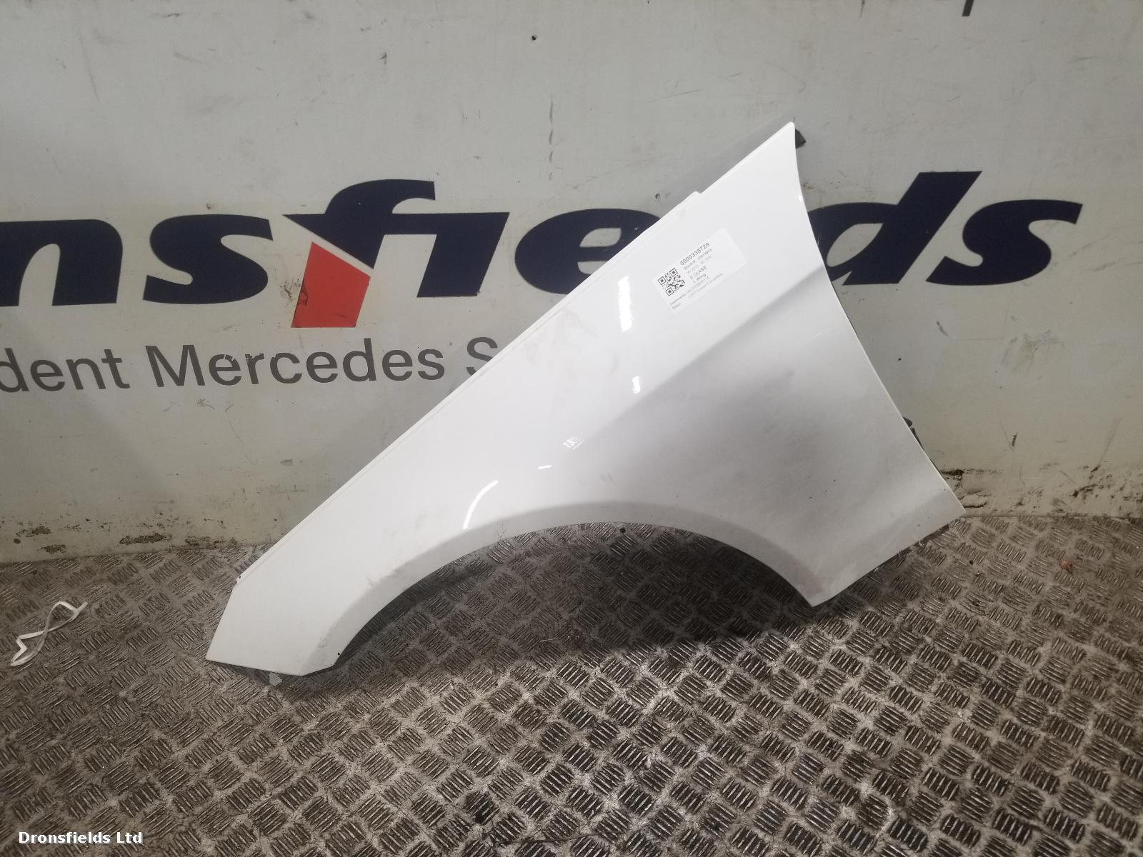View Auto part L Wing Mercedes E Class 2015