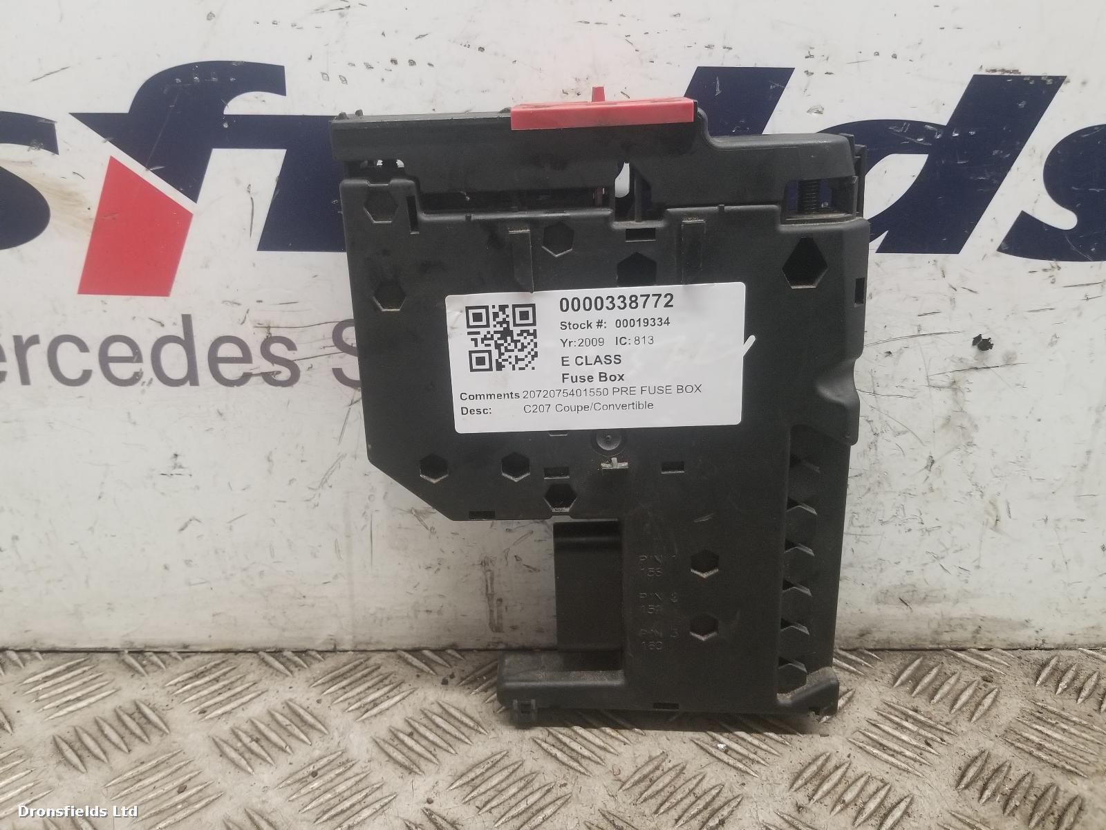 View Auto part Fuse Box Mercedes E Class 2009