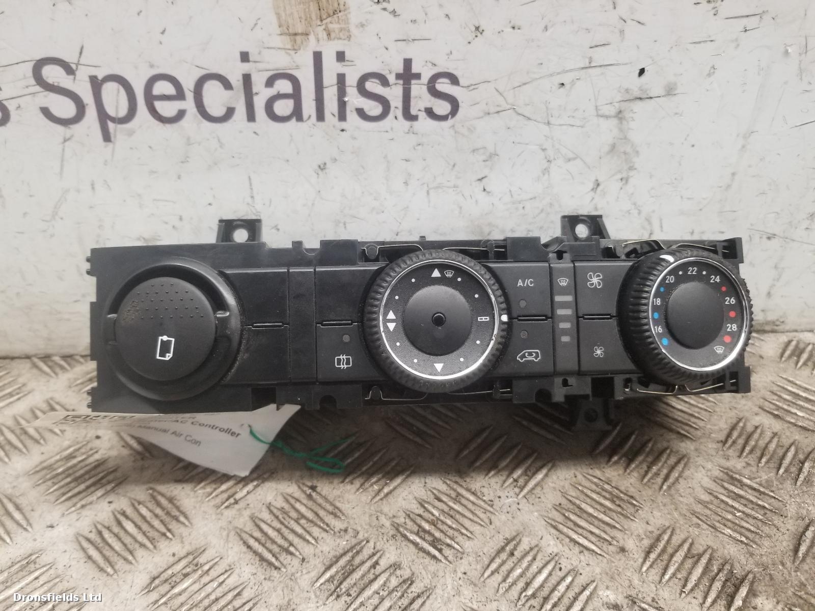 View Auto part Heater/AC Controller Mercedes Sprinter 2013