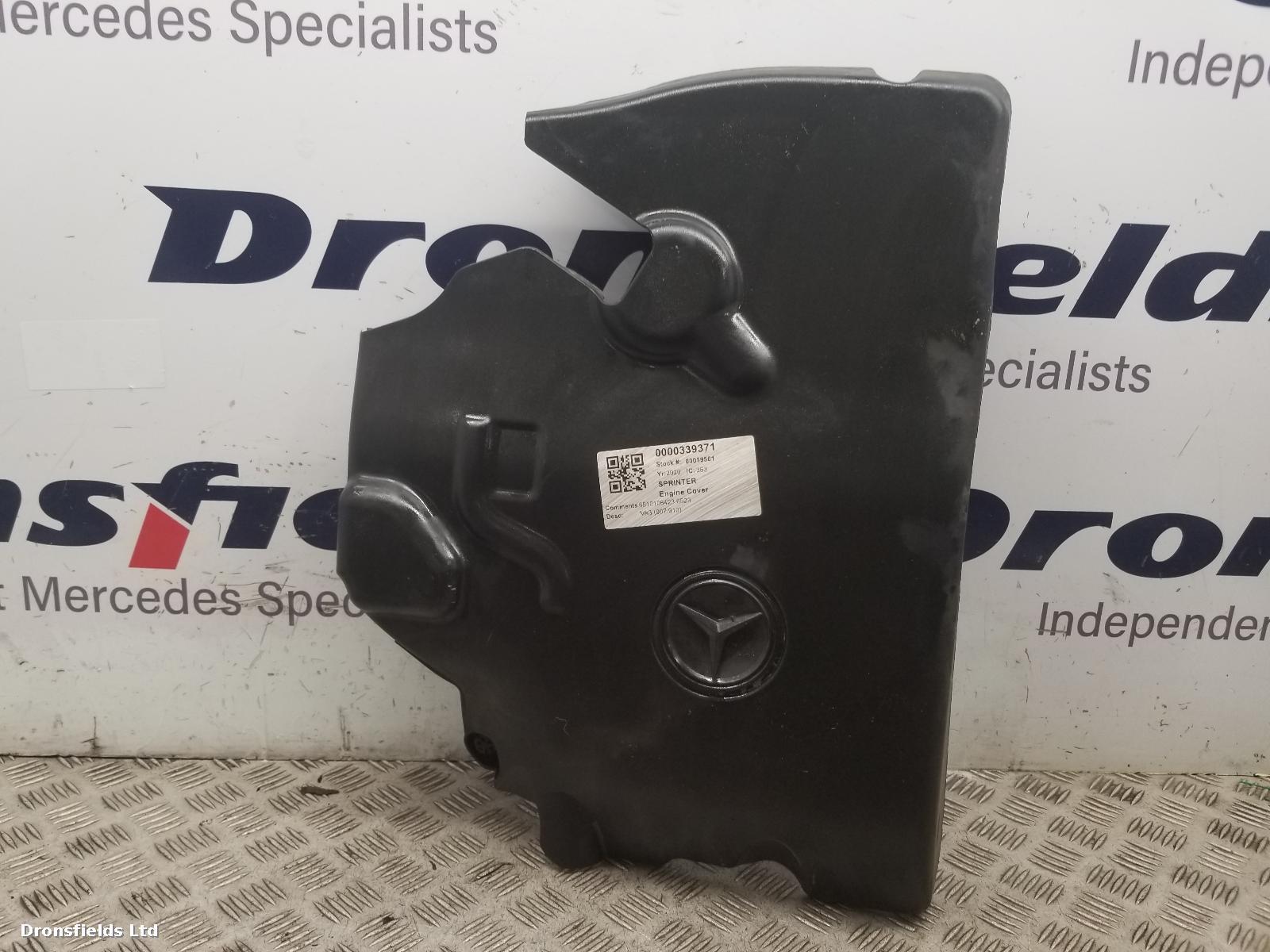 View Auto part Engine Cover Mercedes Sprinter 2020