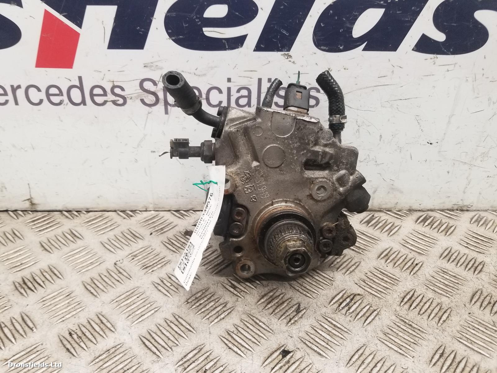 View Auto part Injector Pump Mercedes Sprinter 2018