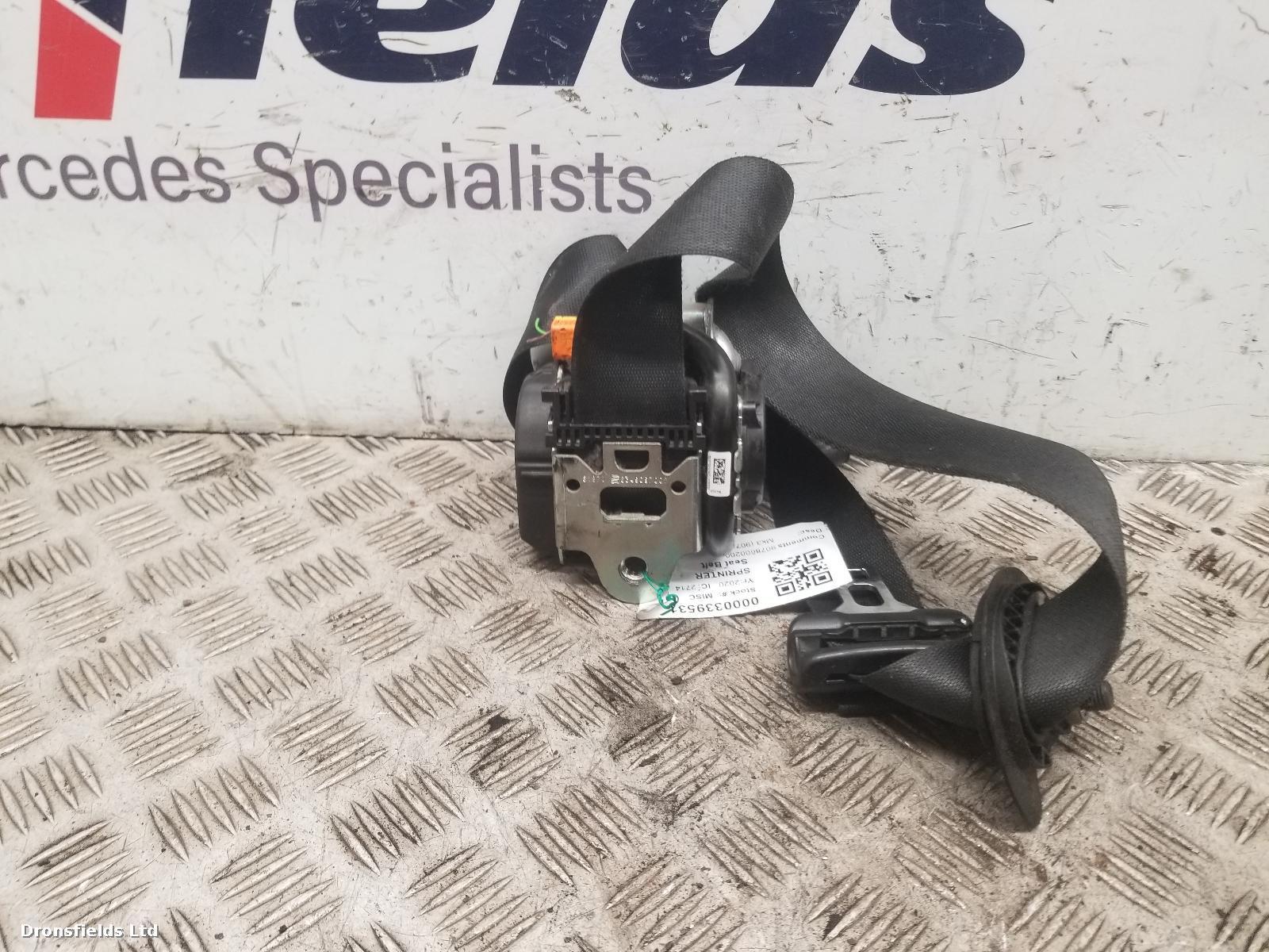 View Auto part Seat Belt Mercedes Sprinter 2020
