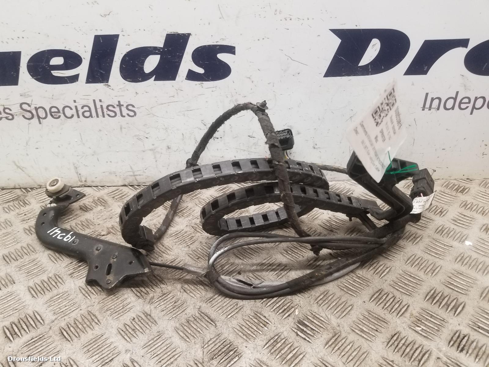 View Auto part Misc Mercedes Sprinter 2018