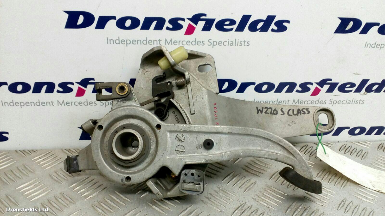 View Auto part Handbrake Lever/Button/Assembly Mercedes S Class 2002