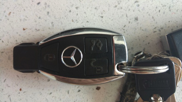 How To Change A Mercedes Key Battery Dronsfields